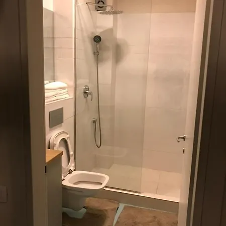 White Tower 608 4* Mamaia