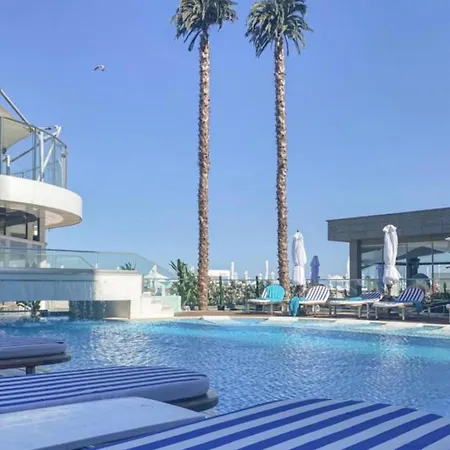 Apart Otel White Tower 608 4*